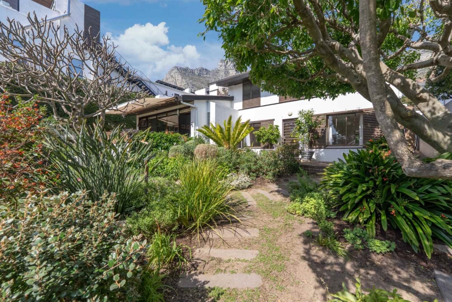 3 Bedroom Property for Sale in Camps Bay Western Cape